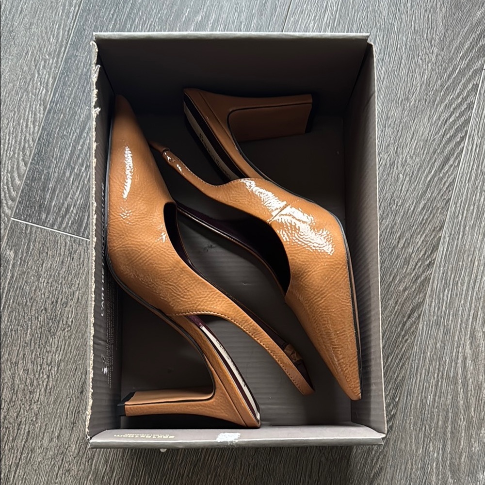 Franco Sarto Tan Heels Classic Pumps - Picture 3 of 3